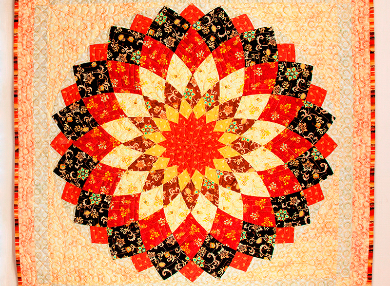 Панно  из тканей коллекции «Mozambique» от производителя QUILTING TREASURES