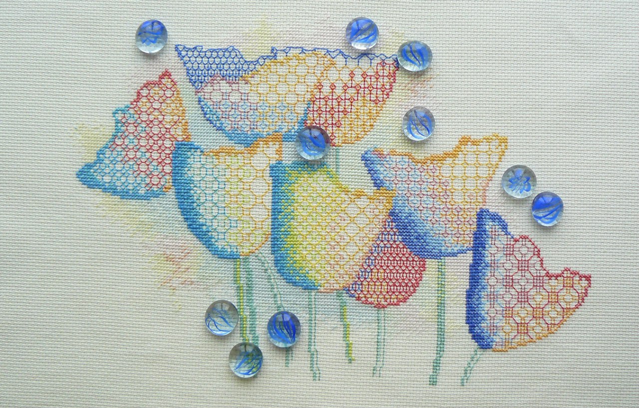 Отзыв о вышивальном наборе DERWENTWATER DESIGNS  «Dancing Tulips»