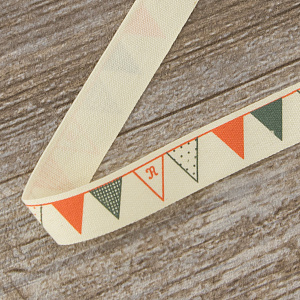 Лента хлопковая на картонной мини-катушке "Флажки". Арт VR15.029